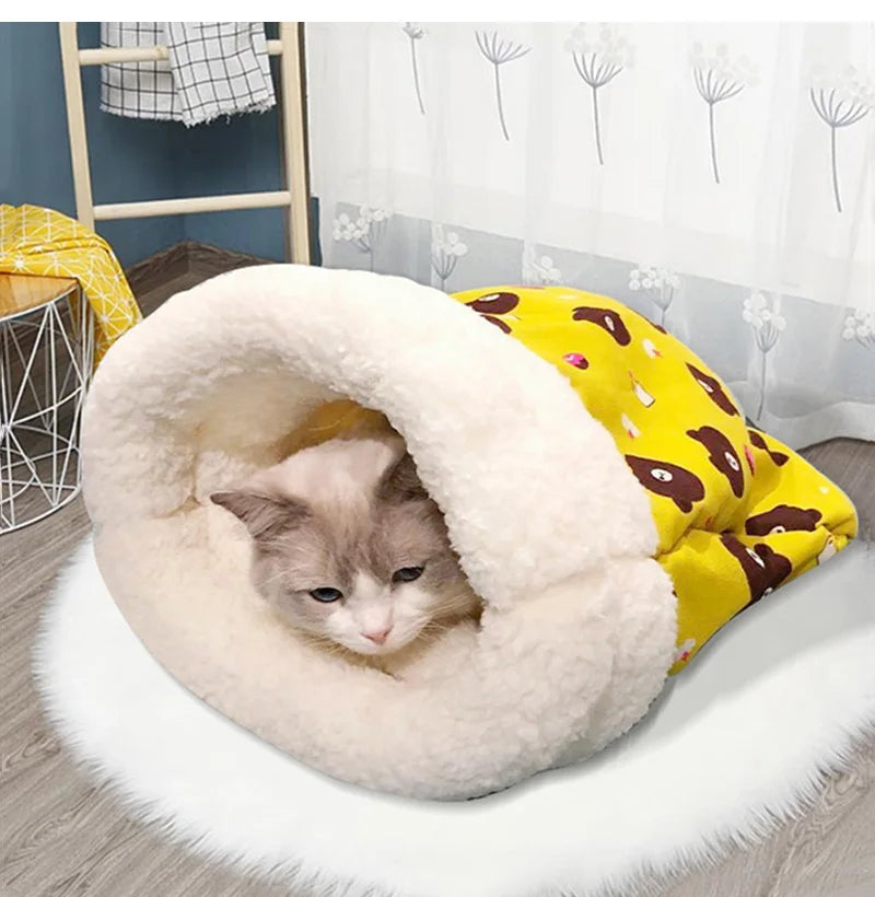 Comfortable Cat Sleeping Bag | Soft Kitten Bed | Warm Closed Pet Bed