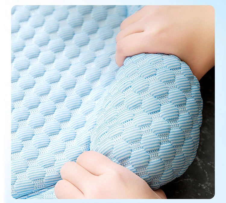 Summer Cooling Dog Sleeping Mat | Cloud Shape Puppy Bed | Washable Breathable